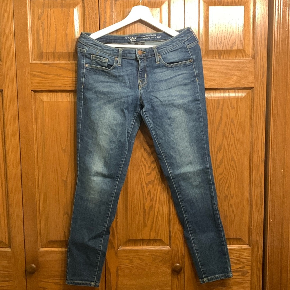 Ladies gently worn, Mossimo, Low Rise Skinny size 10/S, 30